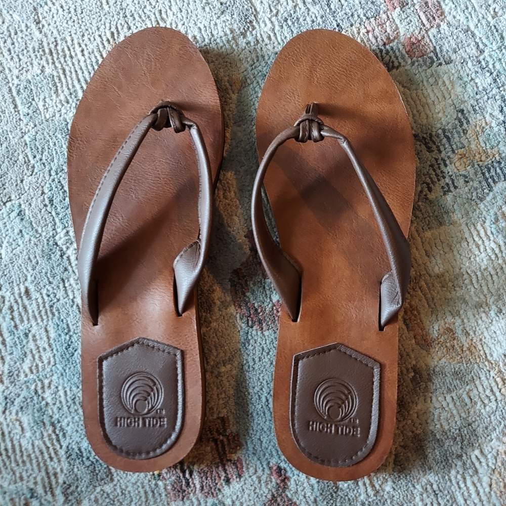 High tide flip flops